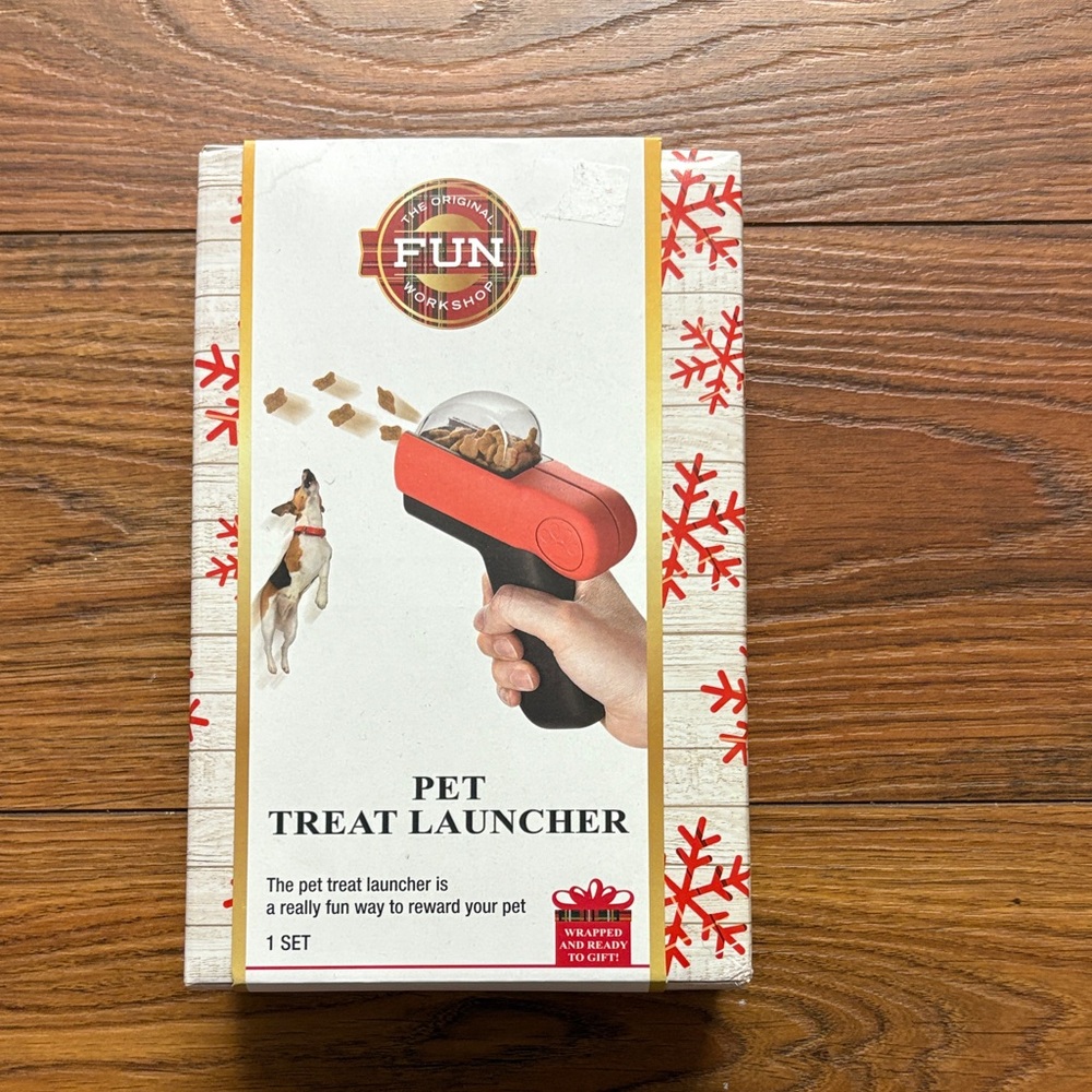 Fun Pet Treat Launcher